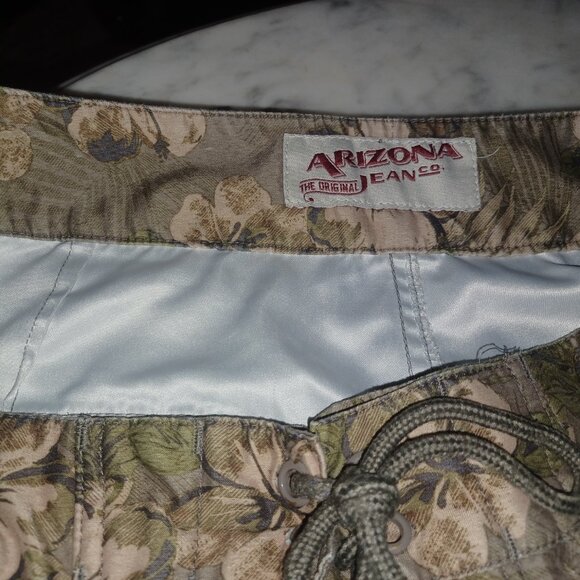 Arizona Men's Swim Shorts SZ30 Tan & Green Tropical Print - Picture 3 of 4